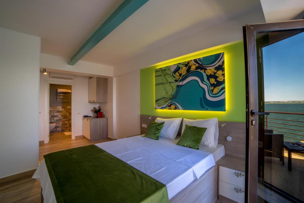 Lake Boutique Apartments & Rooms Mamaia Eksteriør bilde