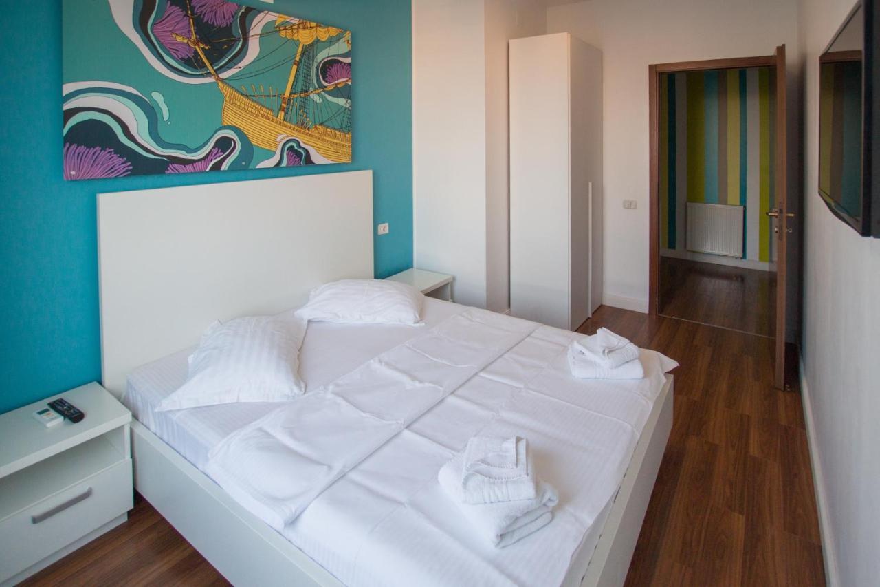 Lake Boutique Apartments & Rooms Mamaia Eksteriør bilde